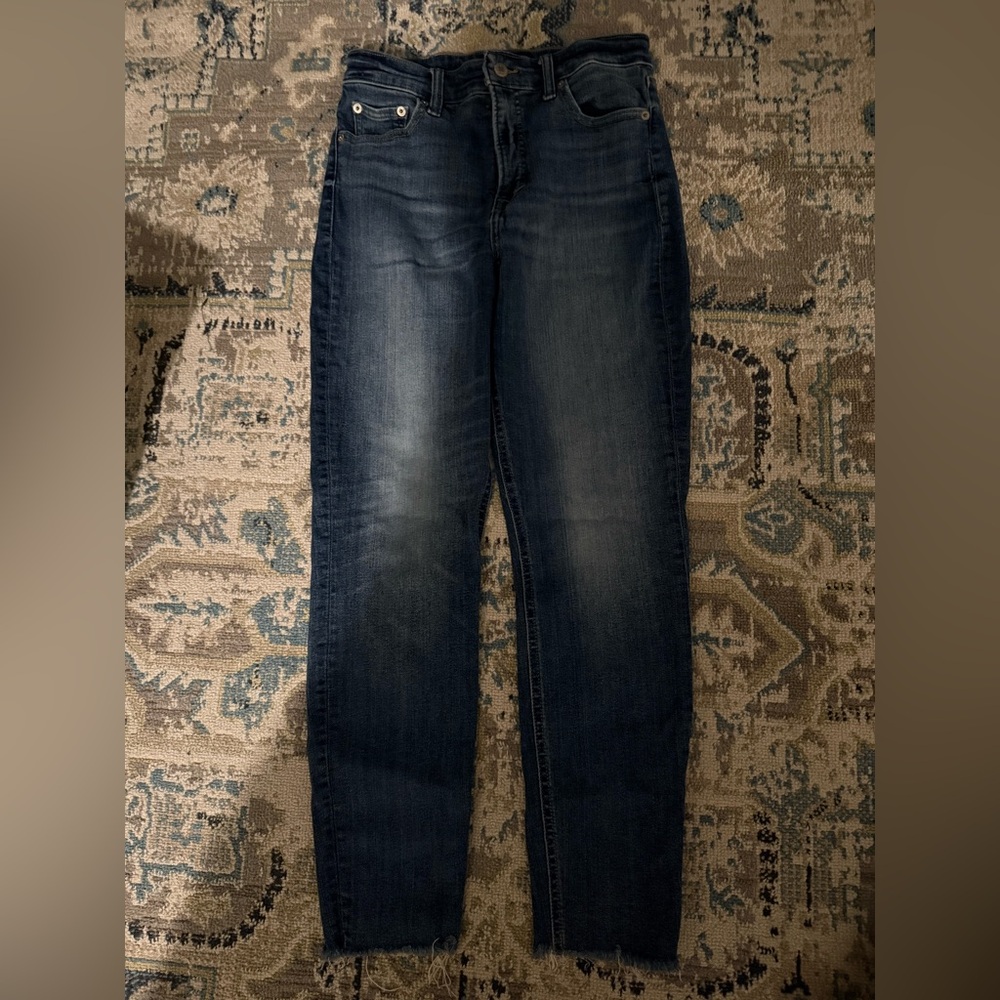 Lucky Brand size 6 -28 Bridgett Skinny raw hem
